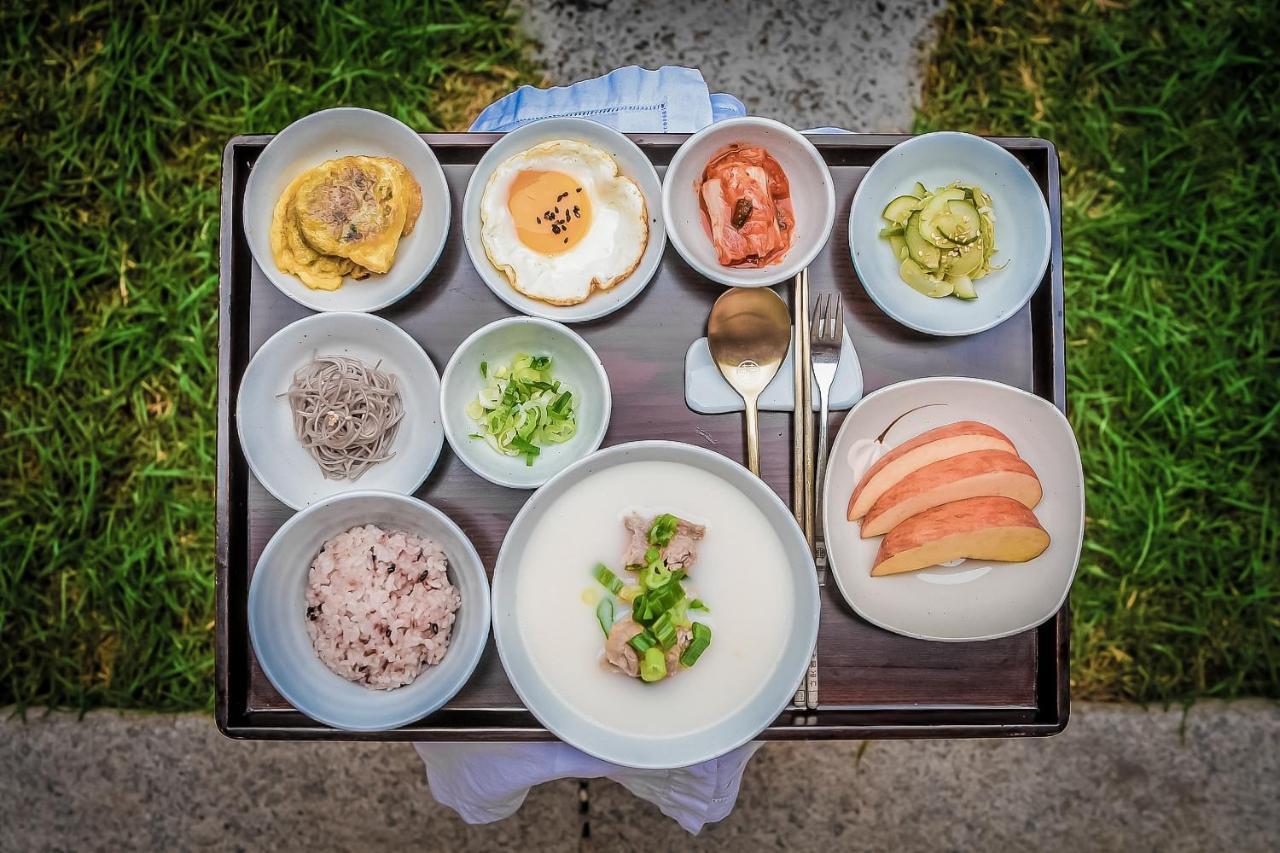 Cheong Yeon Jae Hanok Hotel Seoul Exterior foto